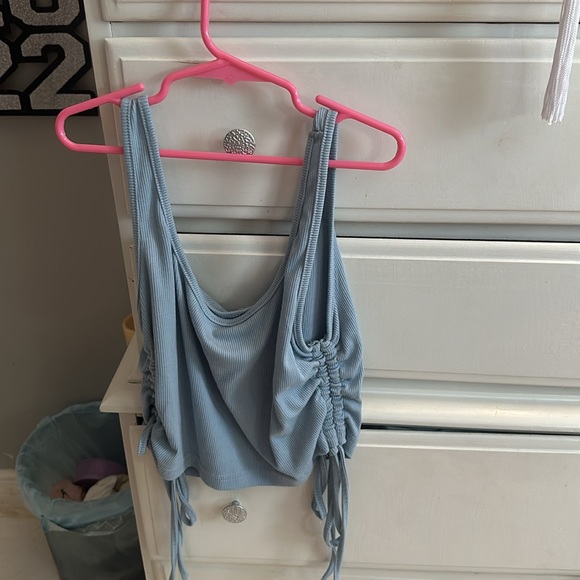 Blue crop top - Picture 2 of 3
